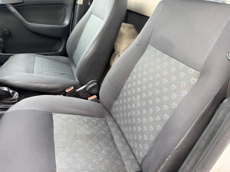 SAVEIRO 1.8 MI CL CS 8V GASOLINA 2P MANUAL G.II - 2005 - IVOTI