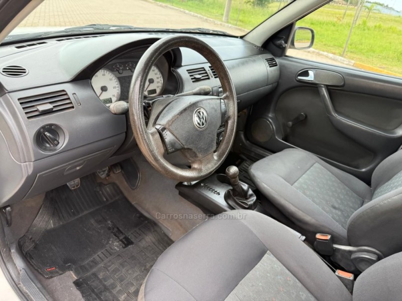 SAVEIRO 1.8 MI CL CS 8V GASOLINA 2P MANUAL G.II - 2005 - IVOTI