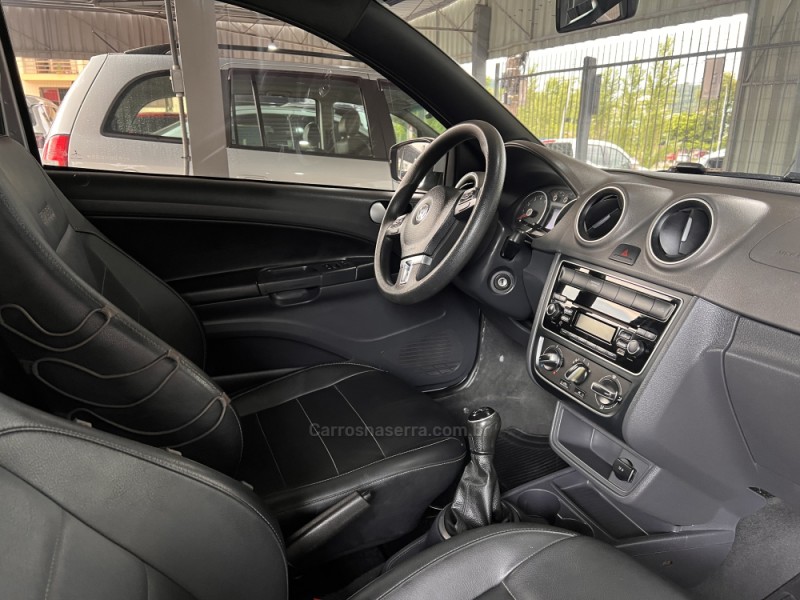 SAVEIRO 1.6 CROSS CE 8V FLEX 2P MANUAL - 2014 - BOM PRINCíPIO