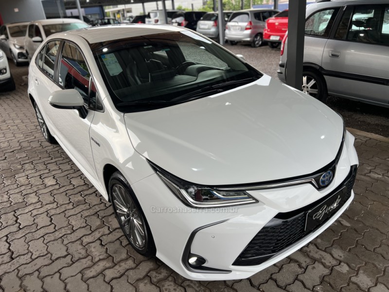 COROLLA 1.8 ALTIS 16V HÍBRIDO 4P AUTOMÁTICO - 2024 - BOM PRINCíPIO