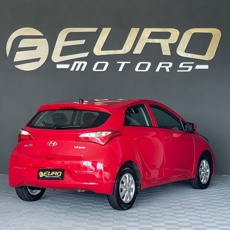 HB20 1.6 SPICY 16V FLEX 4P MANUAL - 2013 - PORTãO