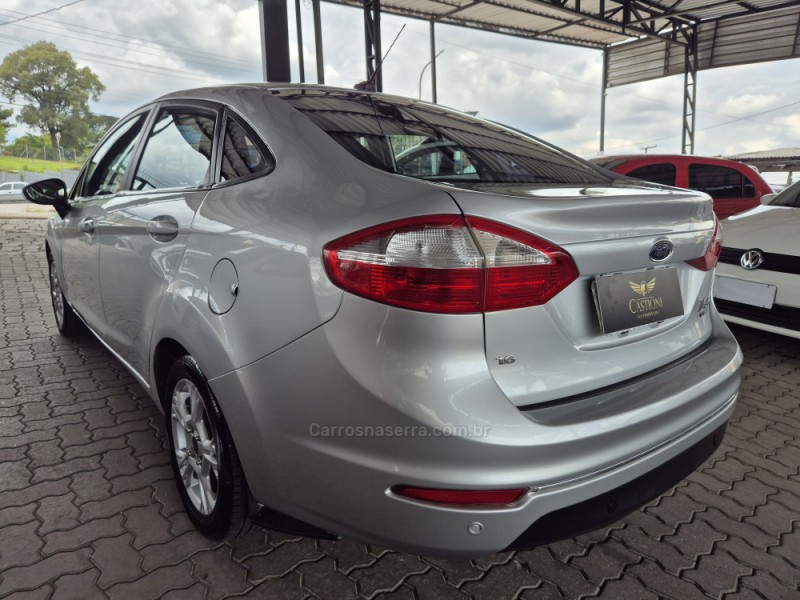 FIESTA 1.6 SEL SEDAN 16V FLEX 4P MANUAL  - 2016 - CAXIAS DO SUL