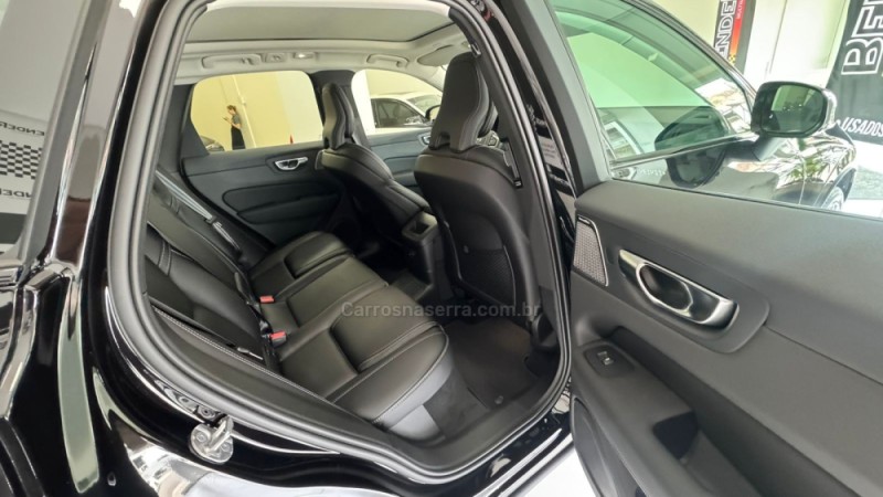XC60 2.0 T8 ULTRA DARK AWD HÍBRIDO 4P AUTOMÁTICO - 2026 - SALVADOR DO SUL