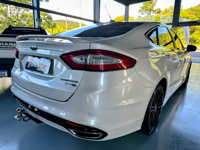 FUSION 2.0 TITANIUM GTDI ECOBOOST AWD AUTOMÁTICO - 2016 - TRêS COROAS