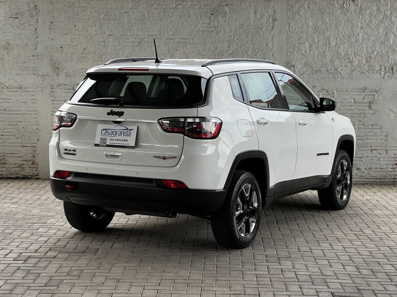 COMPASS 2.0 16V DIESEL TRAILHAWK 4X4 AUTOMÁTICO - 2017 - BENTO GONçALVES