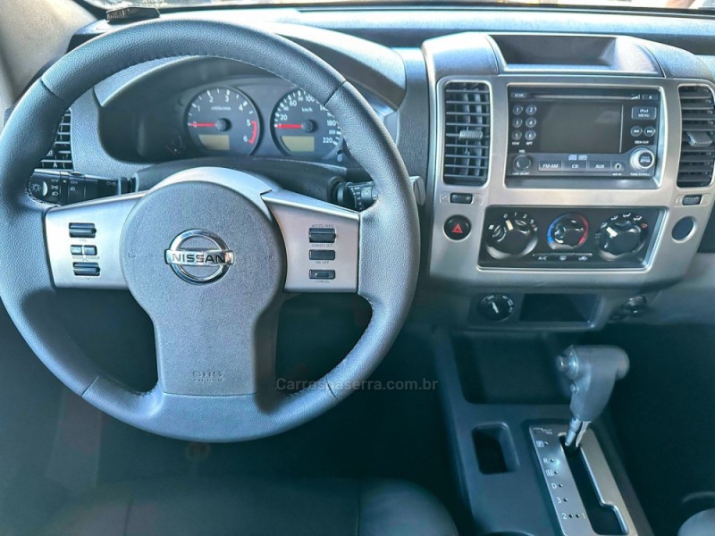 FRONTIER 2.5 LE 4X4 CD TURBO ELETRONIC DIESEL 4P AUTOMÁTICO - 2013 - TRêS COROAS