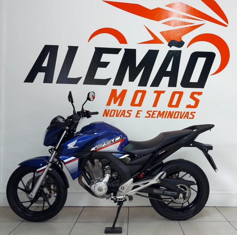 cbx 250 twister  2022 novo hamburgo