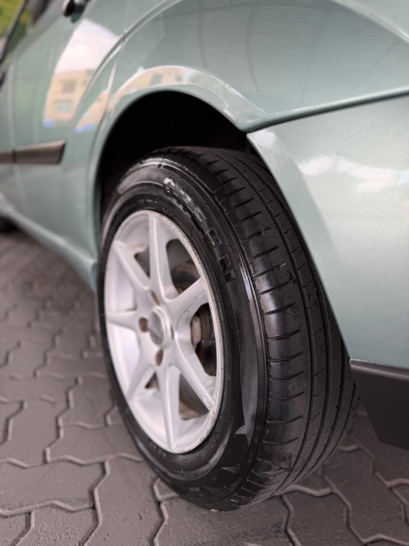 FOCUS 1.8 16V GASOLINA 4P MANUAL - 2001 - CAXIAS DO SUL