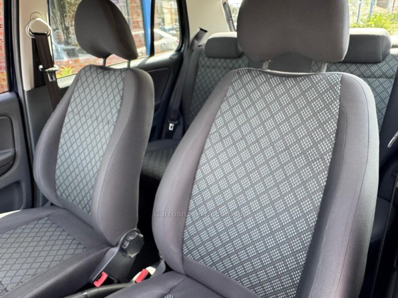 FOX 1.6 MSI TRENDLINE 8V FLEX 4P MANUAL - 2016 - LAGOA VERMELHA