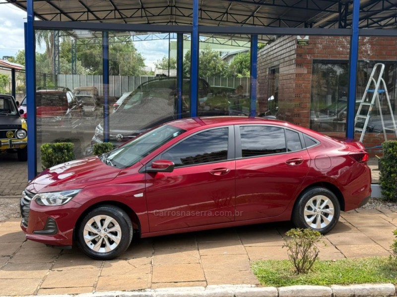 ONIX 1.0 SEDAN PLUS LT 12V FLEX 4P MANUAL - 2023 - LAGOA VERMELHA