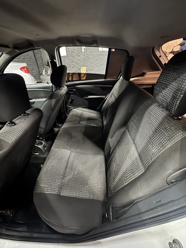 SANDERO 1.0 AUTHENTIQUE PLUS 16V FLEX 4P MANUAL - 2010 - CAXIAS DO SUL