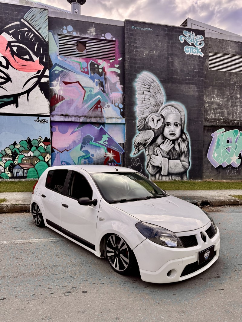 sandero 1.0 authentique plus 16v flex 4p manual 2010 caxias do sul