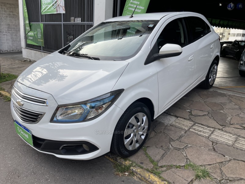 ONIX 1.4 MPFI LT 8V FLEX 4P MANUAL - 2015 - BENTO GONçALVES