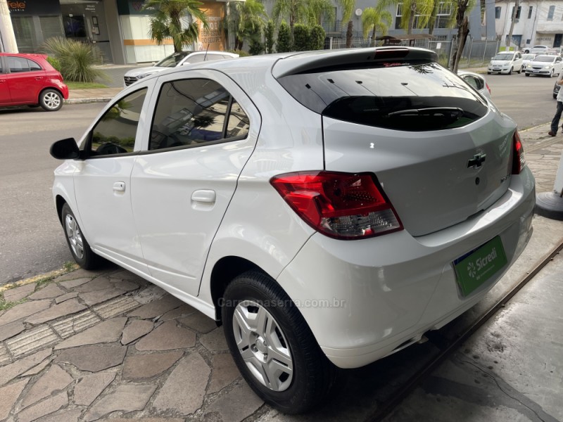 ONIX 1.0 MPFI LT 8V FLEX 4P MANUAL - 2016 - BENTO GONçALVES