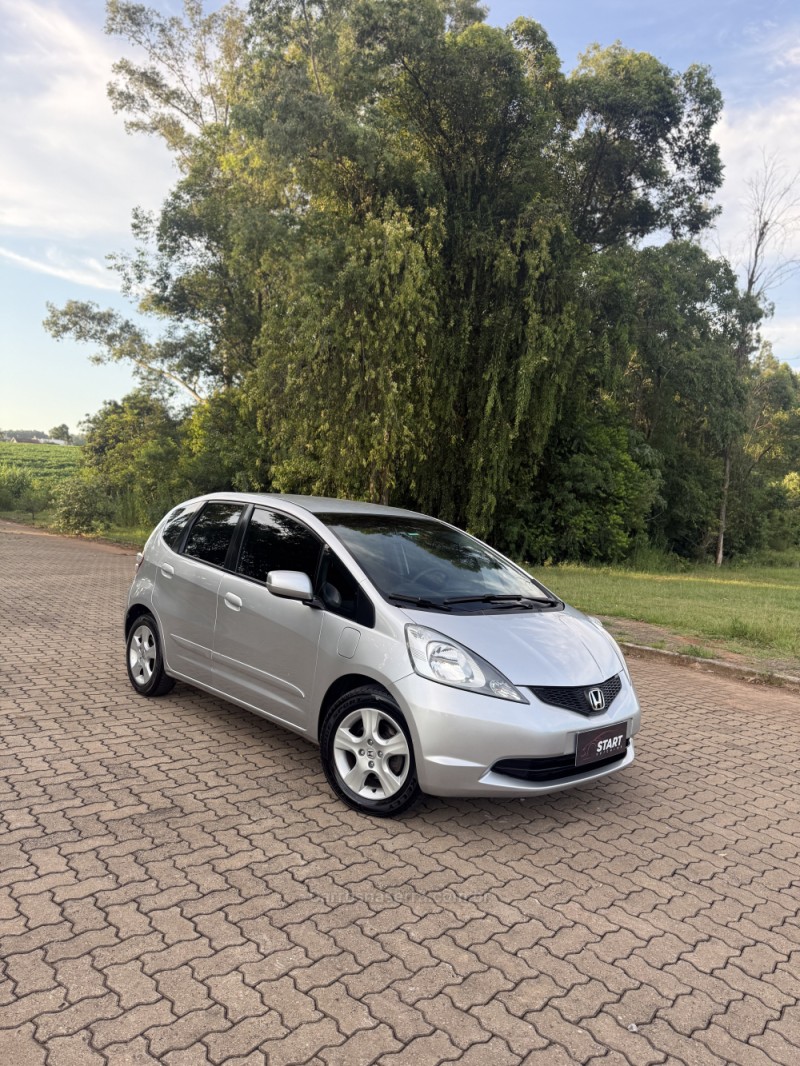 FIT 1.4 LXL 8V GASOLINA 4P AUTOMÁTICO