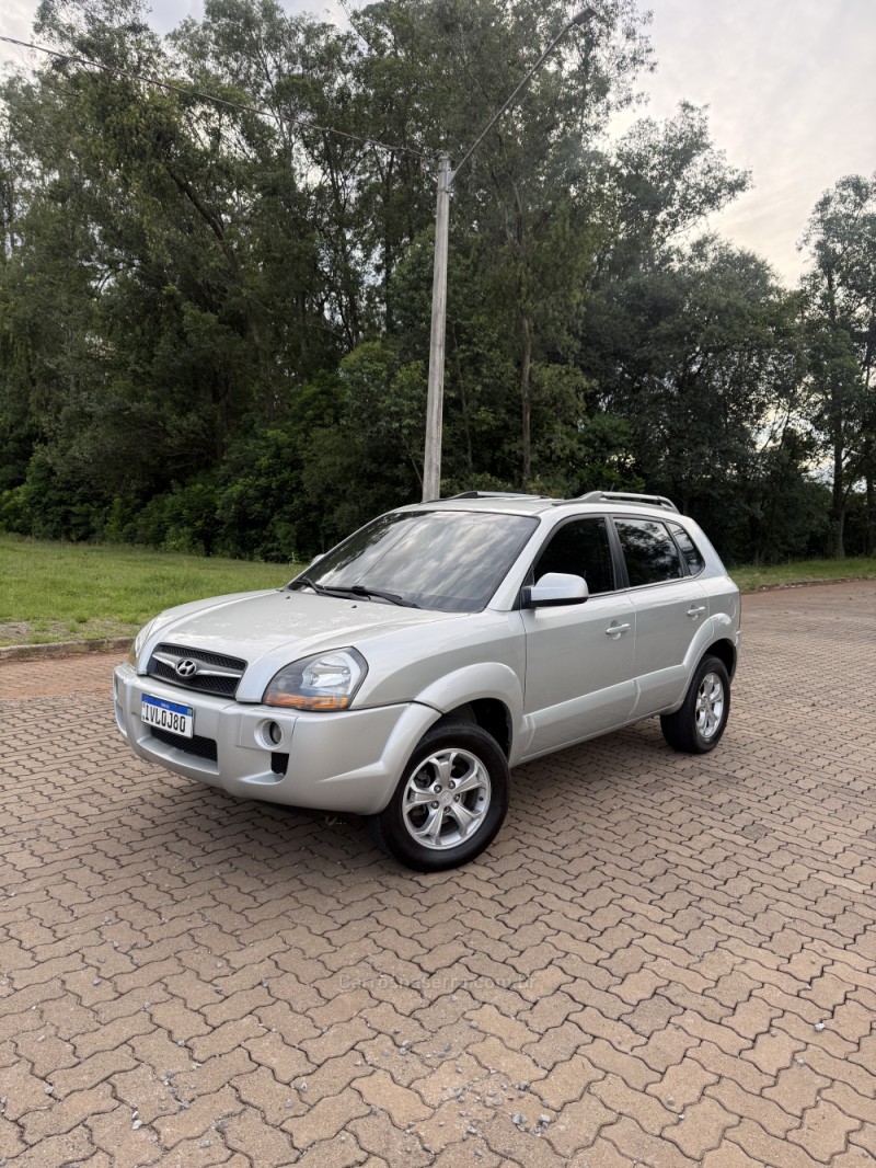 TUCSON 2.0 MPFI GLS BASE 16V 143CV 2WD FLEX 4P AUTOMÁTICO - 2014 - ARROIO DO MEIO