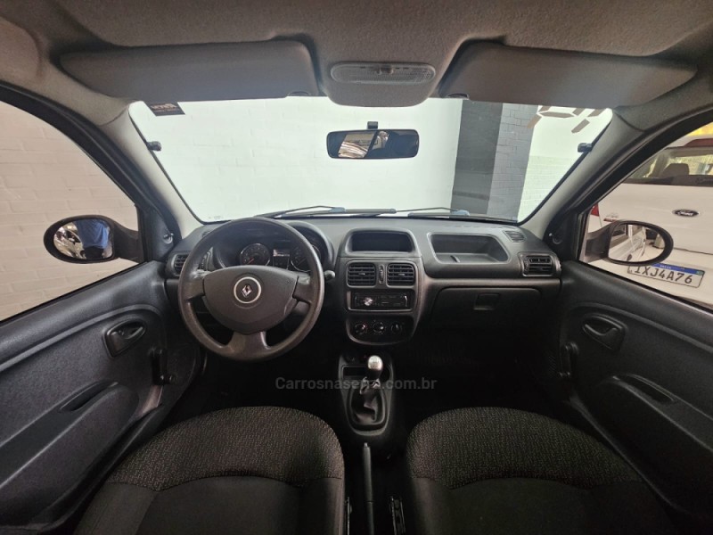 CLIO 1.0 EXPRESSION 16V FLEX 4P MANUAL - 2014 - CAXIAS DO SUL