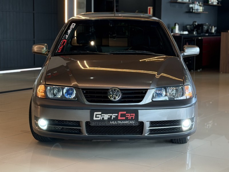 SAVEIRO 1.6 MI SUPER SURF CS 8V FLEX 2P MANUAL G.III - 2005 - DOIS IRMãOS