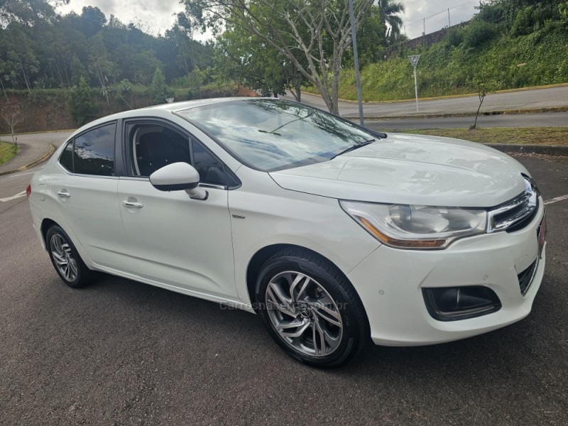 C4 LOUNGE 1.6 EXCLUSIVE 16V TURBO GASOLINA 4P AUTOMÁTICO - 2014 - BENTO GONçALVES