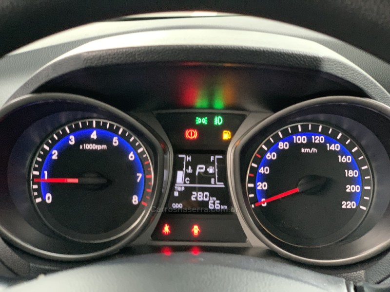 HB20 1.6 COMFORT PLUS 16V FLEX 4P AUTOMÁTICO - 2016 - CAXIAS DO SUL