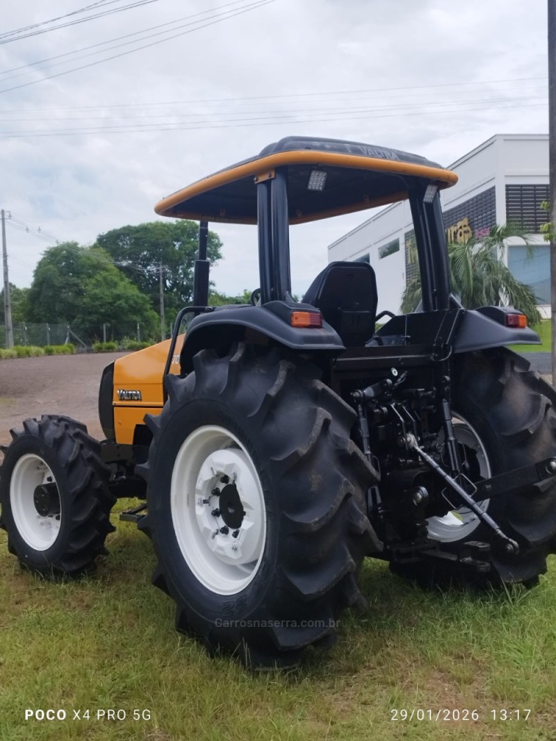 TRATOR 700  - 2008 - GUAPORé