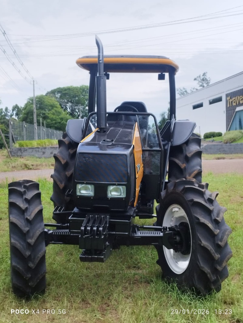 TRATOR 700  - 2008 - GUAPORé