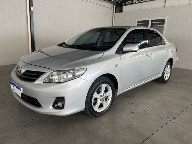 COROLLA 2.0 XEI 16V FLEX 4P AUTOMÁTICO - 2013 - CAXIAS DO SUL