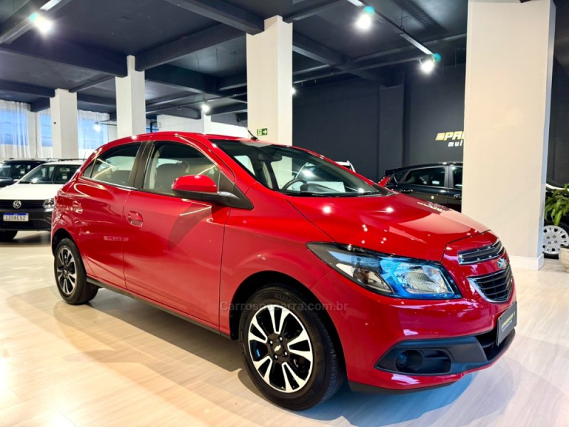 ONIX 1.4 MPFI LT 8V FLEX 4P AUTOMÁTICO - 2015 - BENTO GONçALVES