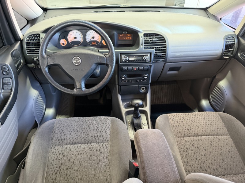 ZAFIRA 2.0 MPFI ELEGANCE 8V FLEX 4P AUTOMÁTICO - 2008 - CAXIAS DO SUL