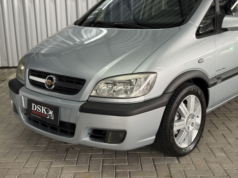 ZAFIRA 2.0 MPFI ELEGANCE 8V FLEX 4P AUTOMÁTICO - 2008 - CAXIAS DO SUL