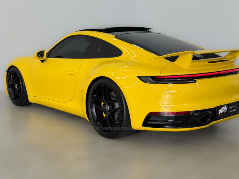 911 3.0 CARRERA COUPÉ AUTOMÁTICO - 2021 - CAXIAS DO SUL