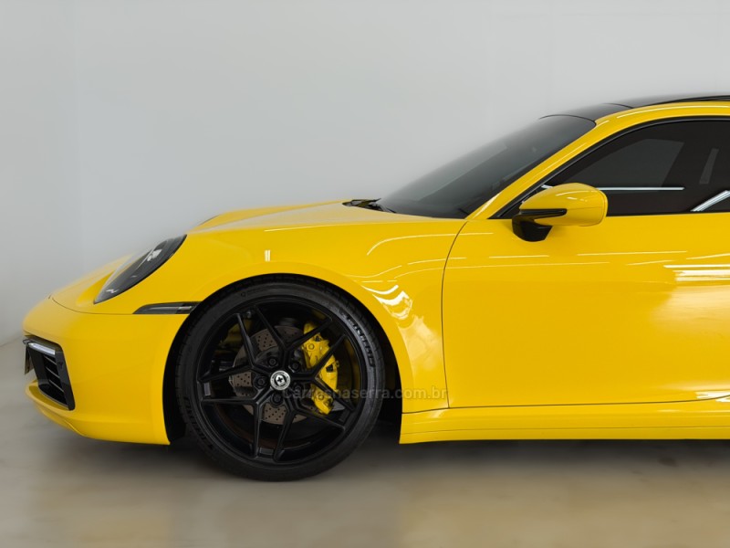 911 3.0 CARRERA COUPÉ AUTOMÁTICO - 2021 - CAXIAS DO SUL