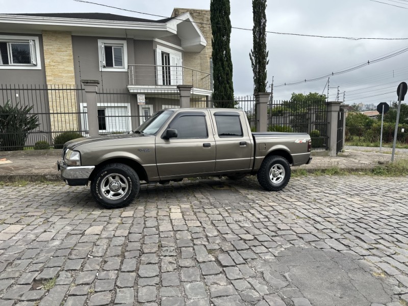 RANGER 2.5 XLT 4X4 CD 8V TURBO INTERCOOLER DIESEL 4P MANUAL - 2000 - CAXIAS DO SUL