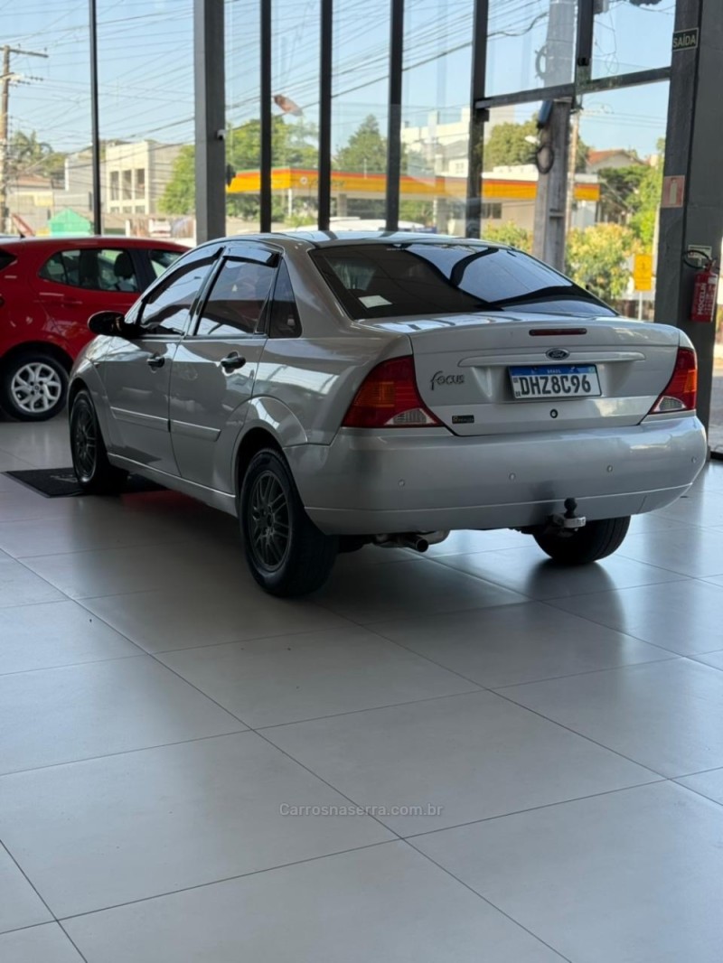 FOCUS 2.0 GHIA 16V FLEX 4P AUTOMÁTICO - 2003 - SANTA CRUZ DO SUL