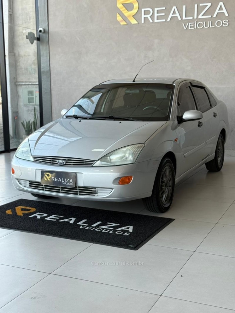 FOCUS 2.0 GHIA 16V FLEX 4P AUTOMÁTICO - 2003 - SANTA CRUZ DO SUL