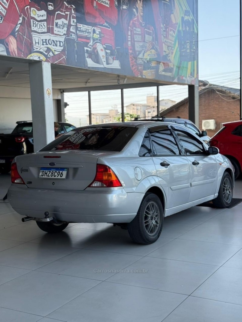 FOCUS 2.0 GHIA 16V FLEX 4P AUTOMÁTICO - 2003 - SANTA CRUZ DO SUL