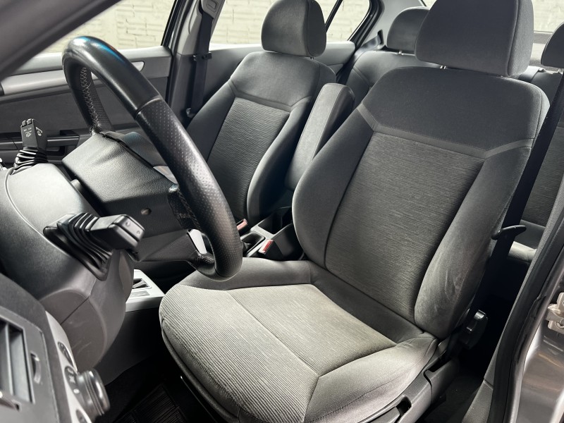 VECTRA 2.0 MPFI ELEGANCE 8V 140CV FLEX 4P AUTOMÁTICO - 2011 - BENTO GONçALVES