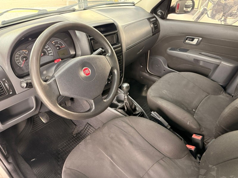 SIENA 1.0 MPI EL CELEBRATION 8V FLEX 4P MANUAL - 2010 - CANELA