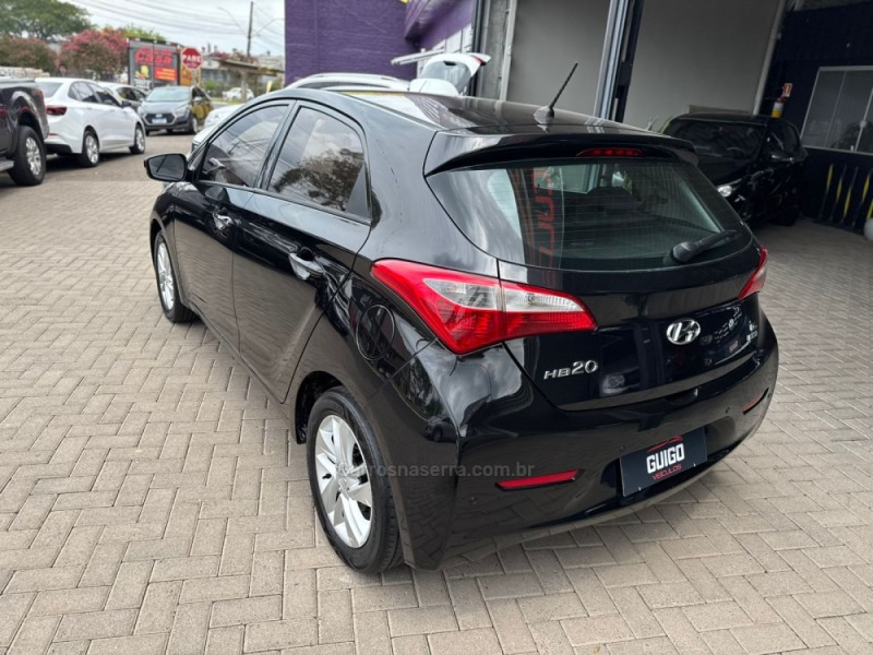 HB20 1.6 PREMIUM 16V FLEX 4P MANUAL - 2014 - NOVO HAMBURGO