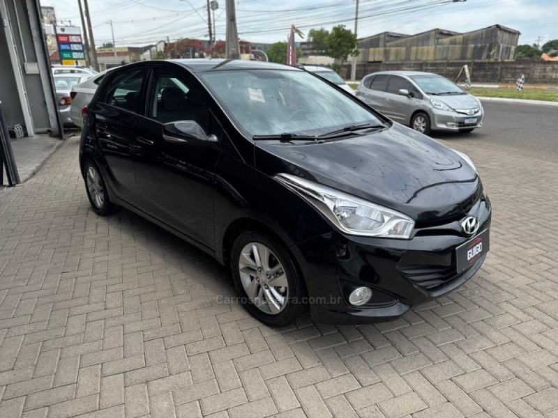 HB20 1.6 PREMIUM 16V FLEX 4P MANUAL - 2014 - NOVO HAMBURGO