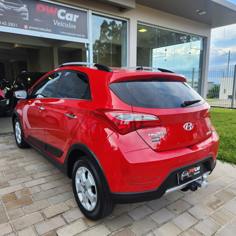 HB20X 1.6 16V PREMIUM FLEX 4P AUTOMÁTICO - 2015 - BENTO GONçALVES