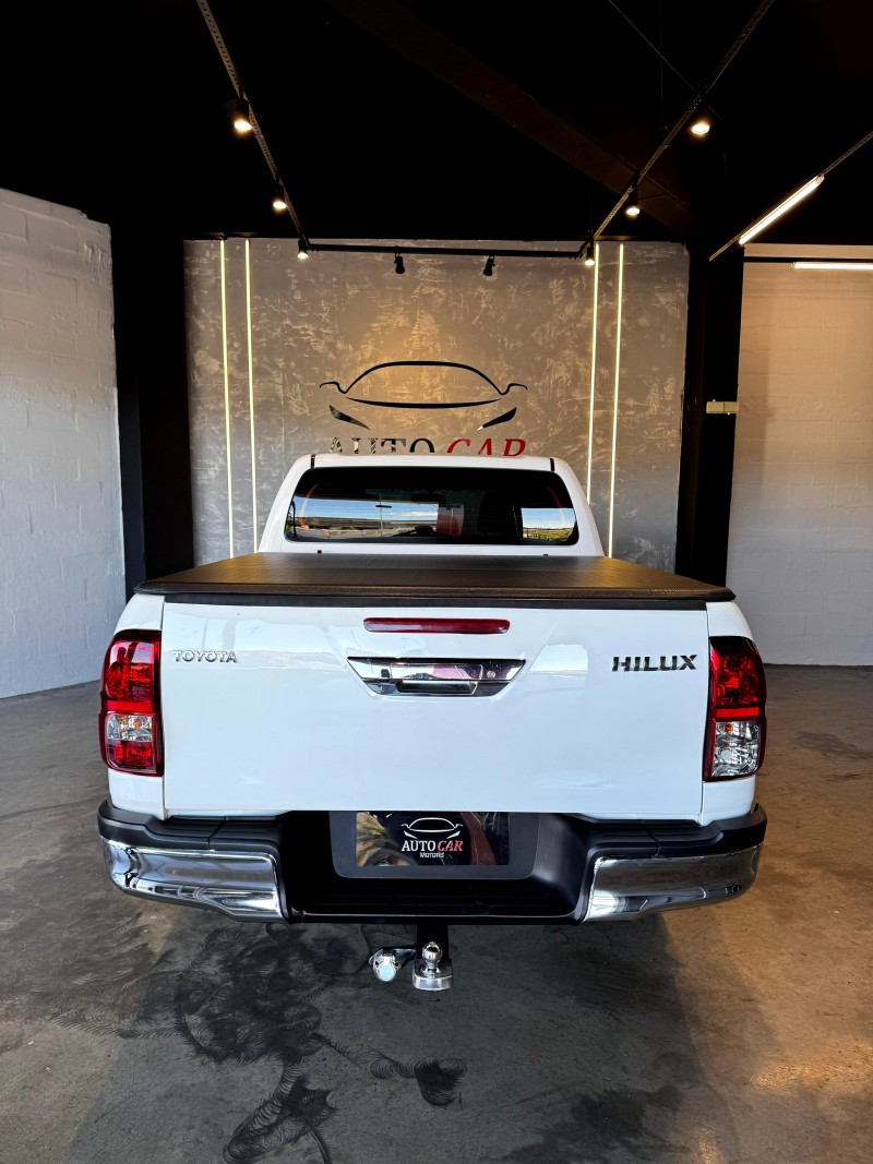 HILUX 2.7 SR 4X2 CD 16V GASOLINA 4P MANUAL - 2018 - CAXIAS DO SUL