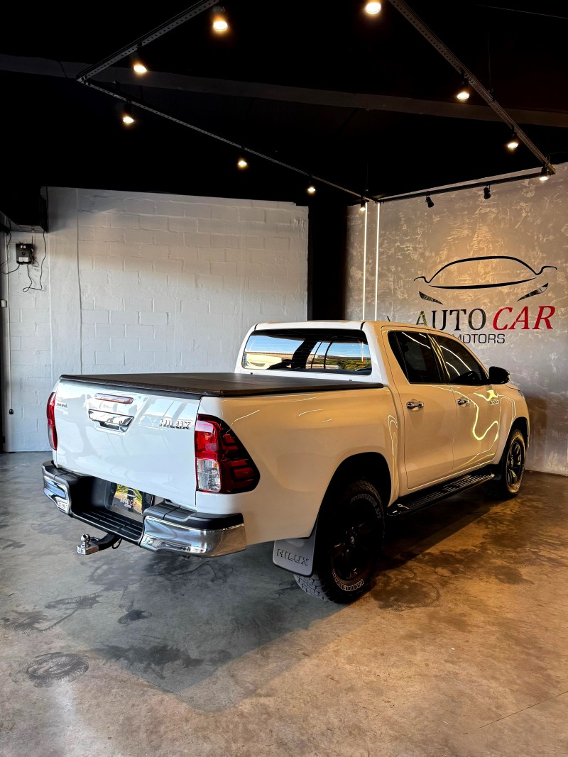 HILUX 2.7 SR 4X2 CD 16V GASOLINA 4P MANUAL - 2018 - CAXIAS DO SUL