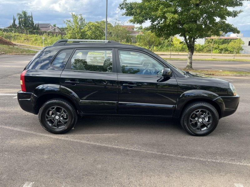 TUCSON 2.0 MPFI GLS 16V 143CV 2WD FLEX 4P AUTOMÁTICO - 2013 - BENTO GONçALVES