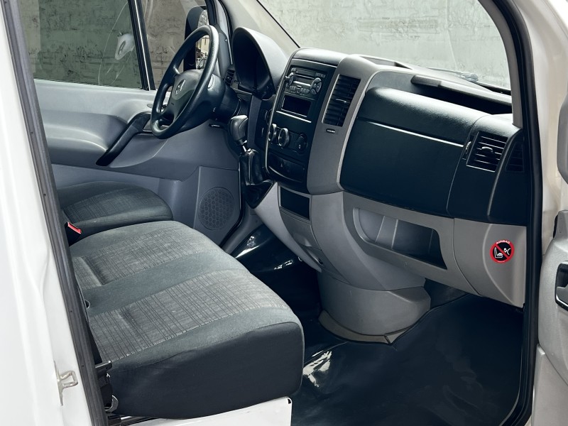 SPRINTER 2.2 415 CDI FURGÃO 14 BI-TURBO DIESEL MANUAL - 2019 - BENTO GONçALVES