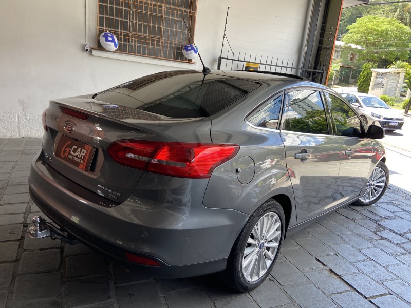 FOCUS 2.0 TITANIUM SEDAN 16V FLEX 4P AUTOMÁTICO - 2017 - CAXIAS DO SUL