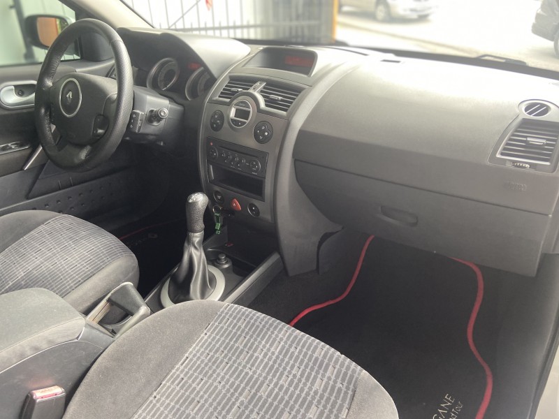 MÉGANE 1.6 DYNAMIQUE GRAND TOUR 16V FLEX 4P MANUAL - 2012 - CAXIAS DO SUL