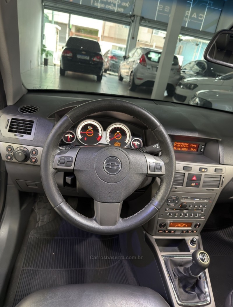 VECTRA 2.0 MPFI GT-X HATCH 8V FLEX 4P MANUAL - 2010 - CAXIAS DO SUL