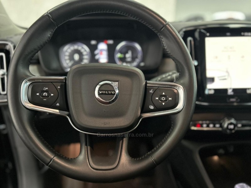 XC 40 1.5 T5 RECHARGE INSCRIPTION EXPRESSION HÍBRIDO 4P AUTOMÁTICO - 2021 - CAXIAS DO SUL