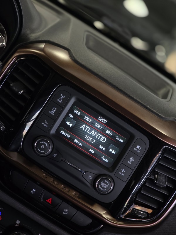 TORO 2.0 16V TURBO DIESEL VOLCANO 4WD AUTOMÁTICO - 2018 - CAXIAS DO SUL